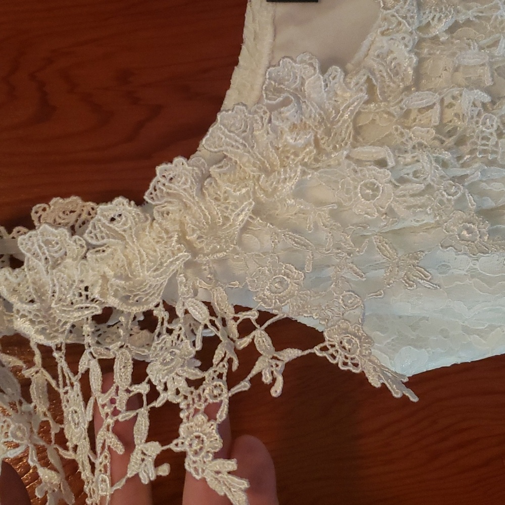 Wedding Dress - Picture 4 of 7